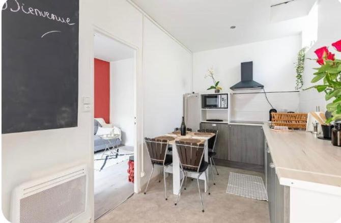 Maison Cosy Paris Orly Jardin Privee فيتري سور سين المظهر الخارجي الصورة